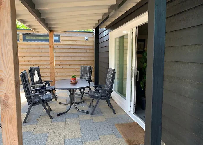 Holiday home De Goede Ree 1 En 2 *